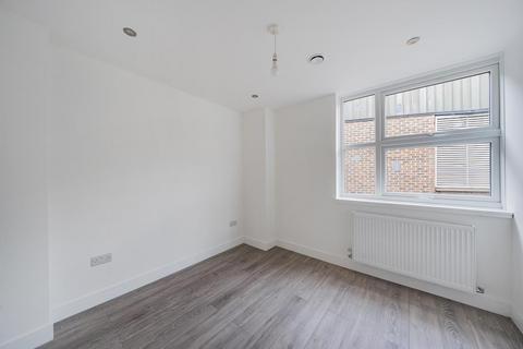 2 bedroom apartment to rent, Basingstoke,  Hampshire,  RG21