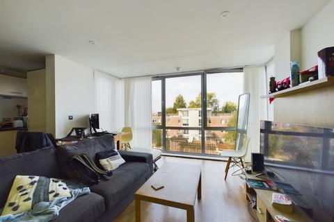 2 bedroom flat for sale, Cross Street, Portsmouth PO1