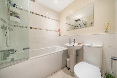 2 bedroom flat for sale, Windsor,  Berkshire,  SL4