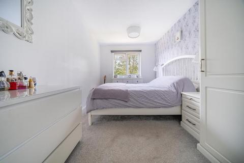 2 bedroom flat for sale, Windsor,  Berkshire,  SL4