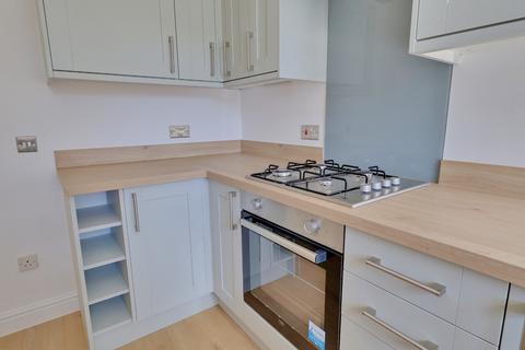 2 bedroom triplex for sale, Sloane Court, Holbury