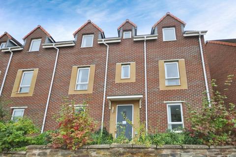 67 Staddle Stone Road, Exeter, EX1 3FS