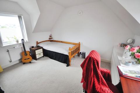 67 Staddle Stone Road, Exeter, EX1 3FS