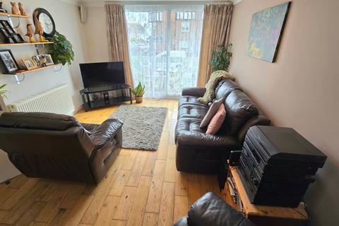 2 bedroom flat for sale, Bolebrooke Road, Bexhill-on-Sea, TN40