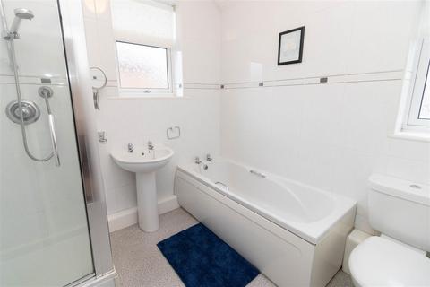 3 bedroom semi-detached house for sale, Martello Gardens, Cochrane Park, Newcastle Upon Tyne