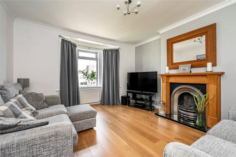 32 Duddingston Park South, Edinburgh, EH15 3PB