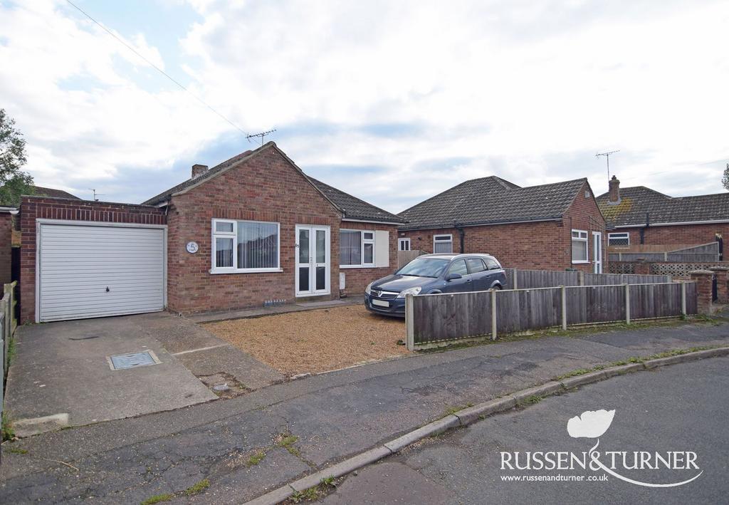Bentinck Way, King's Lynn PE34 3 bed detached bungalow - £245,000
