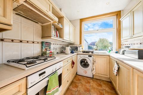 8 Overlee Road, Clarkston, Glasgow, G76 8BU