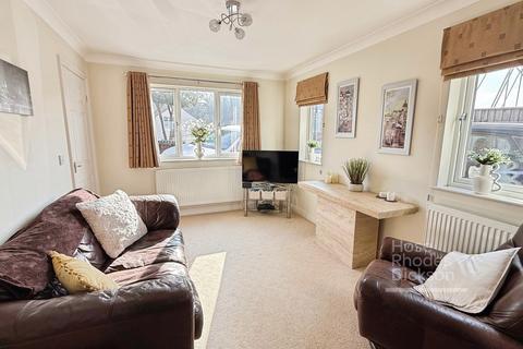 3 bedroom detached house for sale, Whitepit Lane, Newport