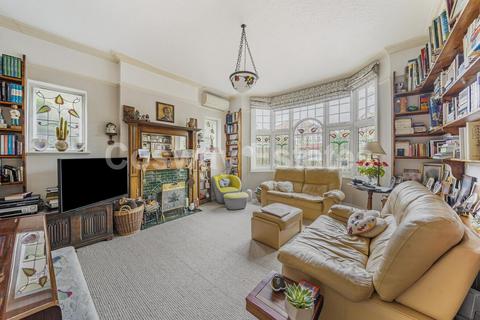 5 bedroom detached house for sale, Flower Lane, London