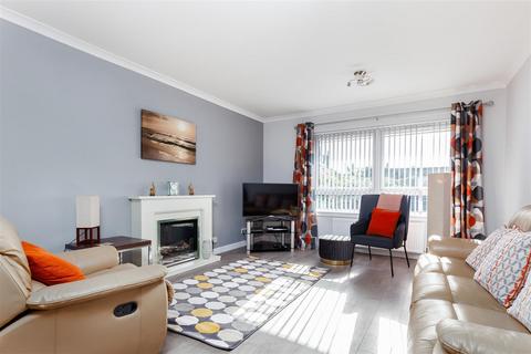 2 bedroom flat for sale, 2 Johnston Court, North Street, St. Andrews