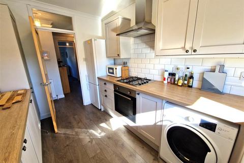 2 bedroom flat for sale, 2 Johnston Court, North Street, St. Andrews