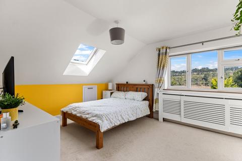 68 Canterbury Road, Lydden, Dover, CT15 7ES