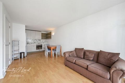 2 bedroom flat for sale, Deals Gateway, London, SE13 7QQ