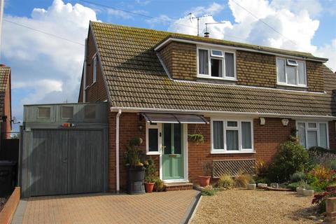 2 bedroom chalet for sale, Haven Drive, Herne Bay