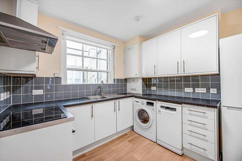 2 bedroom flat to rent, Ossington Buildings, London, W1U