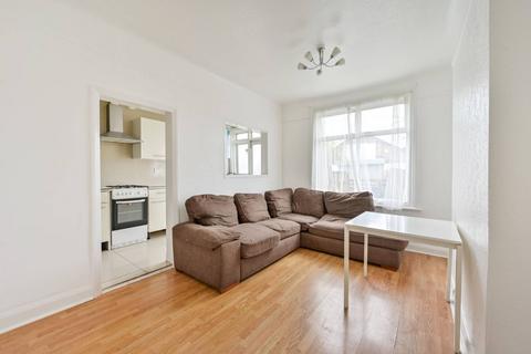 4 bedroom house to rent, Ashvale Road, Tooting, London, SW17