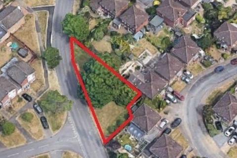 Land for sale, Land Adjacent to 14 Icknield Close, St. Albans, Hertfordshire, AL3 4NQ