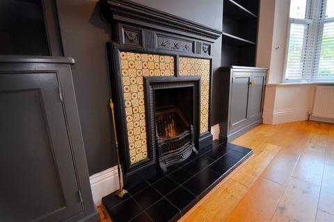 12 Broad Street, Syston, Leicester, LE7 1GH