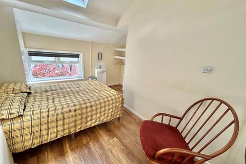 2 bedroom terraced house for sale, Warburton Street, Didsbury Village