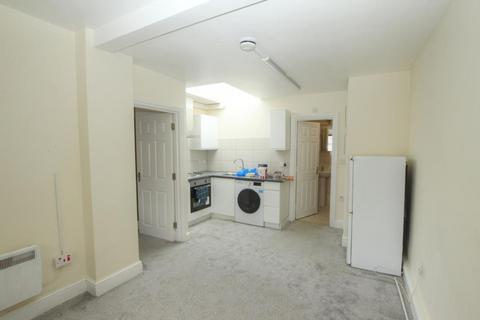 1 bedroom flat for sale, Kenton Road, Kenton, HA3 0XY