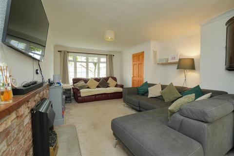 3 bedroom detached house for sale, The Nurseries, Easingwold, York, YO61 3LY