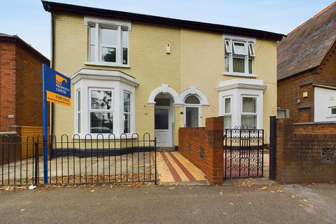 3 bedroom semi-detached house for sale, Tredworth Road, Gloucester, Gloucestershire, GL1