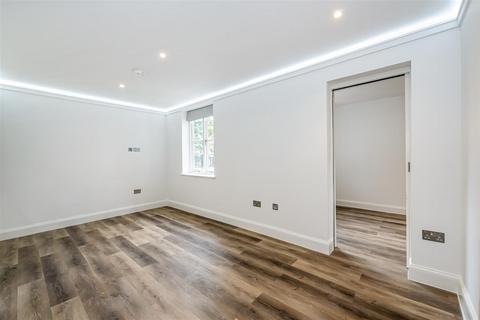 1 bedroom flat to rent, College Place, Hortensia Road, Chelsea SW10