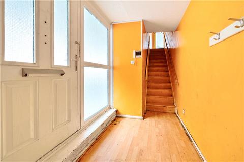 17 Reculver Mews, London, N18 2QY