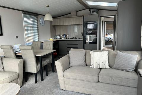 2 bedroom lodge for sale, Knutsford, Cheshire, WA16