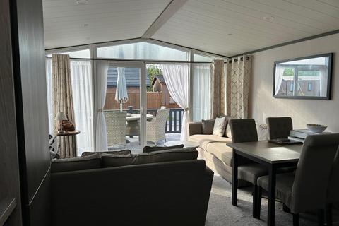 2 bedroom lodge for sale, Knutsford, Cheshire, WA16