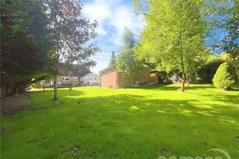 3 bedroom bungalow for sale, Windmill Lane, Alton, Hampshire