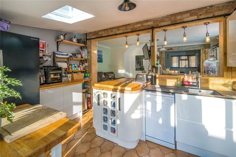 3 bedroom end of terrace house for sale, Place Side, Cowes, Isle of Wight