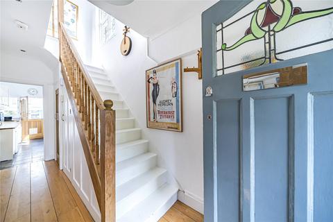 4 Rhodes Avenue, London, N22 7UT