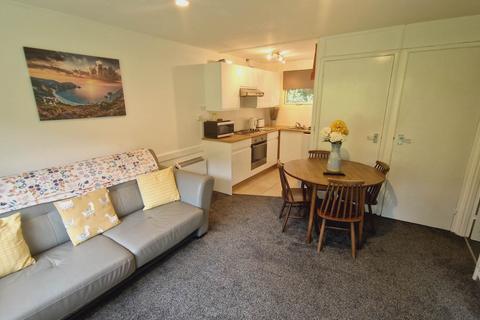 2 bedroom end of terrace house for sale, Lanteglos Holiday Park, Camelford