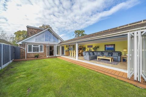 5 bedroom detached bungalow for sale, Sandhurst,  Berkshire,  GU47