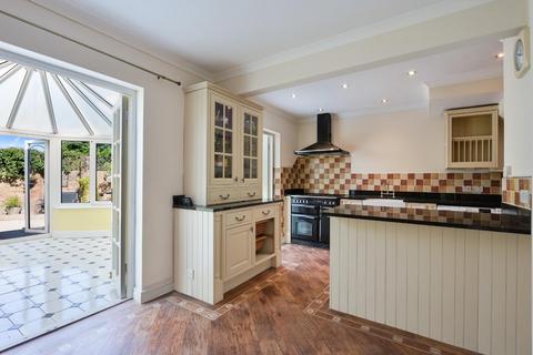 1 Oakhurst Road, Epsom, KT19 9SF