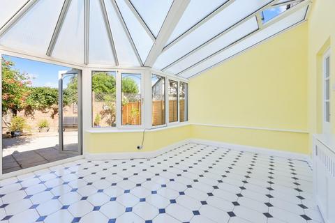 1 Oakhurst Road, Epsom, KT19 9SF