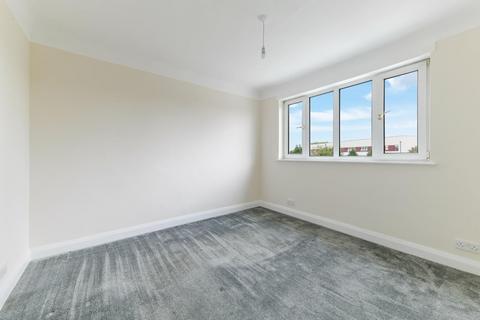 1 Oakhurst Road, Epsom, KT19 9SF