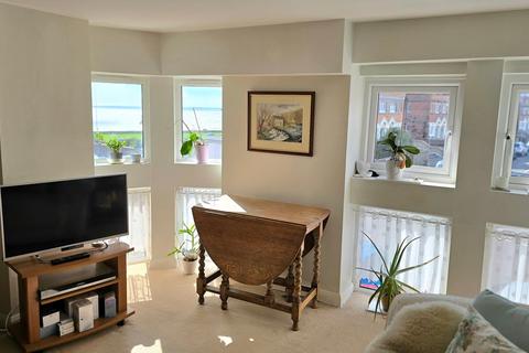 2 bedroom flat for sale, De la Warr Parade, Bexhill-on-Sea, TN40