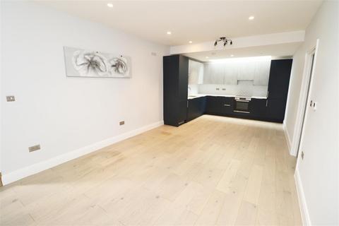 1 bedroom apartment to rent, Watling Street, Radlett