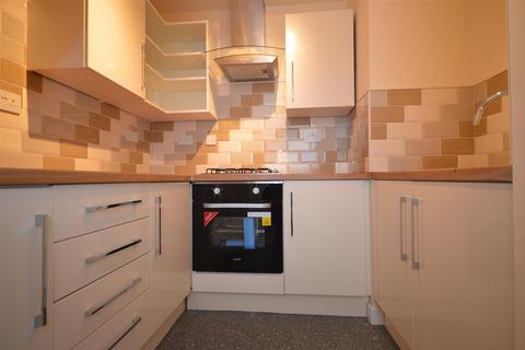 1 bedroom flat to rent, Station Lane, Pontefract