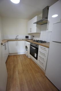 3 bedroom flat to rent, Whitham Road, Sheffield S10