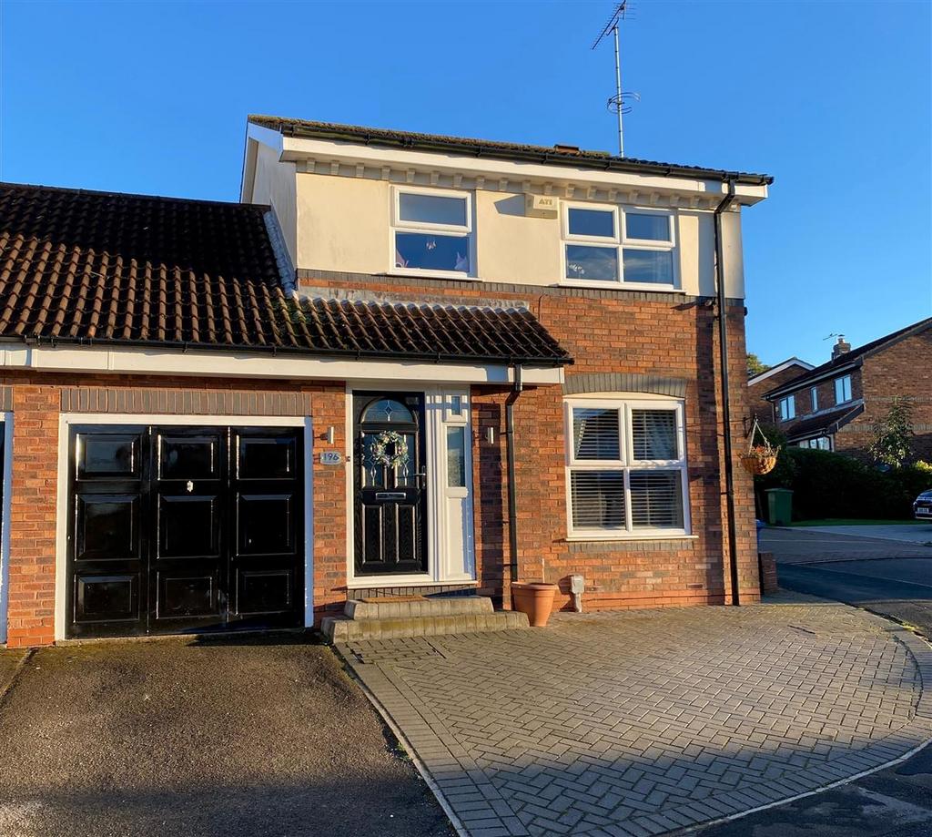 Canada Drive, CHERRY BURTON 3 bed detached house for sale £260,000