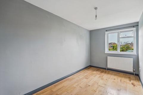 27 Chilton Close, Abingdon, OX14 2AP