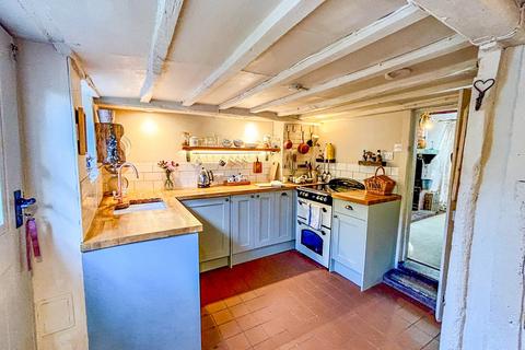 2 bedroom end of terrace house for sale, Fair Lane, Robertsbridge, East Sussex, TN32