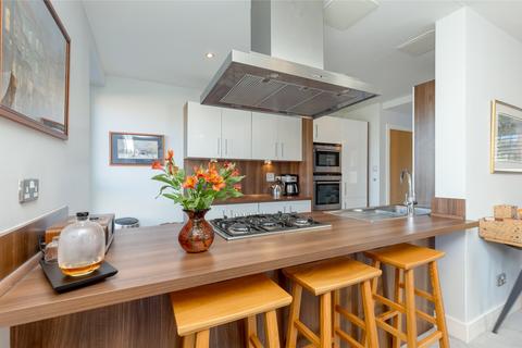 Flat 8, 18 Fettes Rise, Edinburgh, EH4 1QH