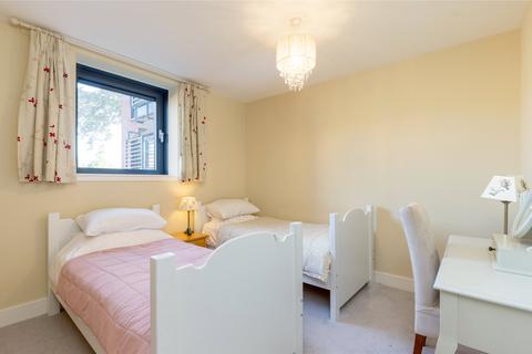 Flat 8, 18 Fettes Rise, Edinburgh, EH4 1QH
