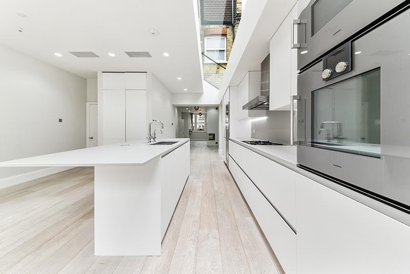 Osward Road, Wandsworth, London, SW17 5 bed house to rent £5,400 pcm