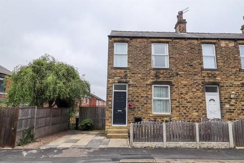 3 bedroom end of terrace house for sale, Charles Street, Ossett WF5